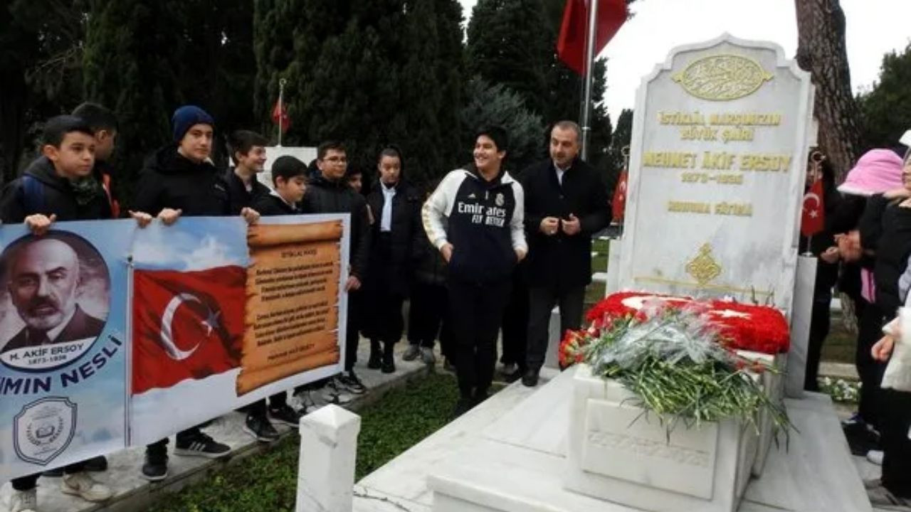 İstiklal Marşımızın 88. Yıl dönümünde, Mehmet Akif Ersoy Kabrinde Anıldı - Sayfa 2