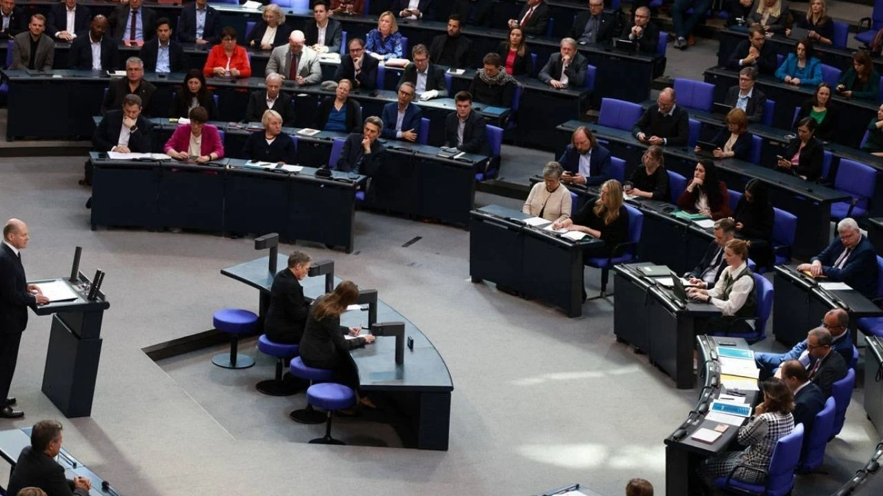 Almanya Erken Seçime Gidiyor: İşte O Tarih! - Sayfa 1