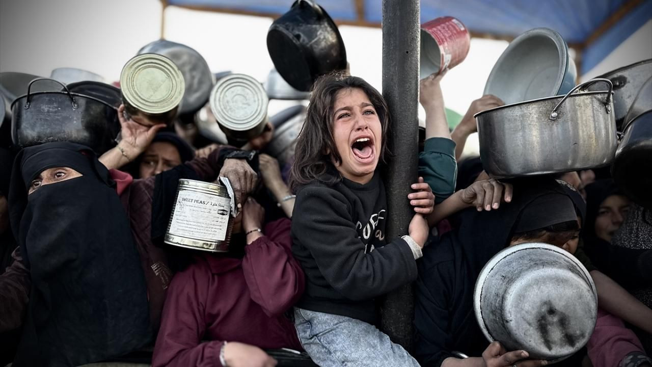 Gazze'de Hayatta Kalma Mücadelesi: Bir Lokma Yemek İçin Mücadele - Sayfa 16