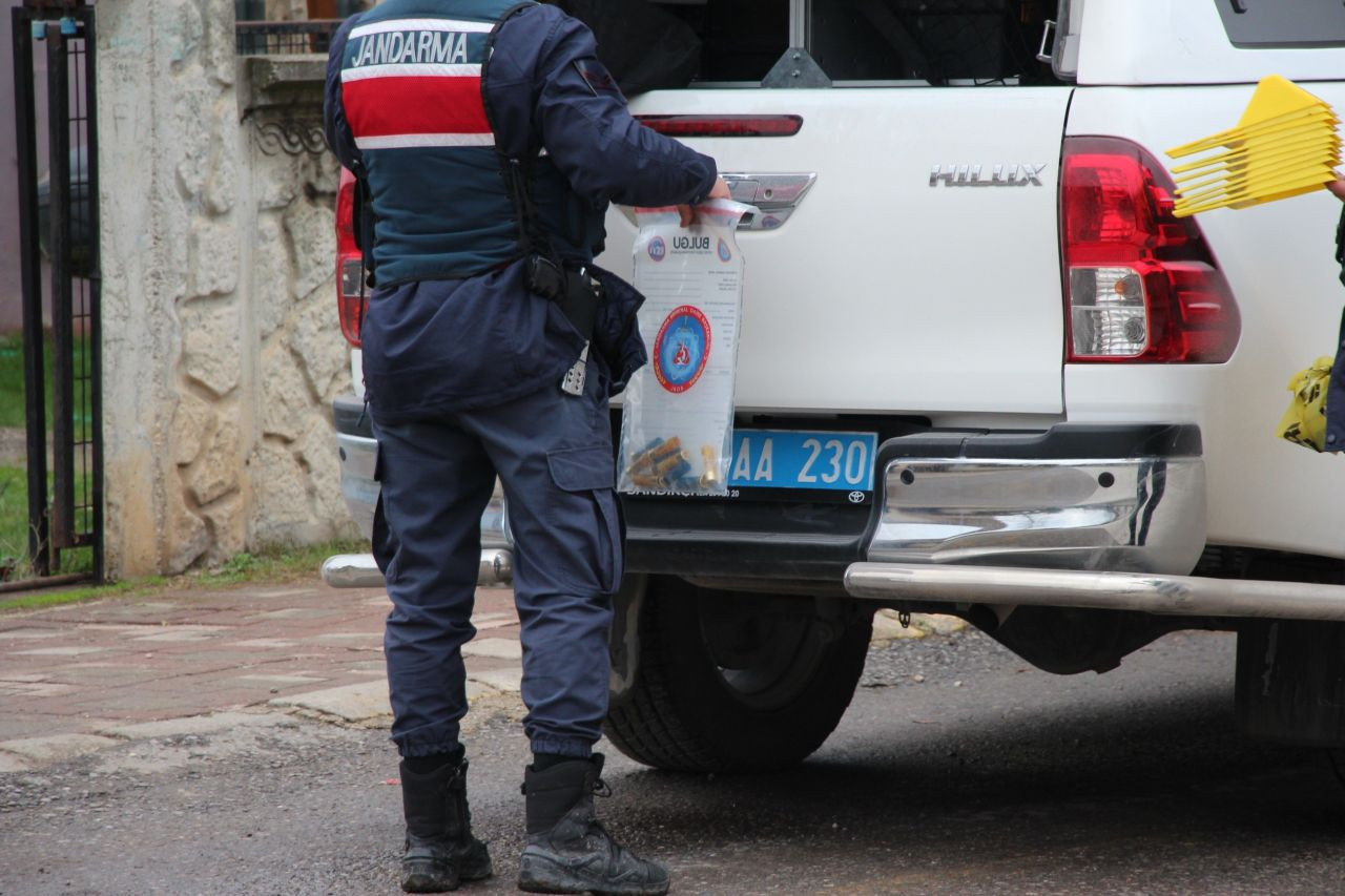 Akyazı'da Dehşet Anı: Horoz Yüzünden Tüfekle 7 Tavuk Katledip, Dayısının Evine Ateş Açtı! - Sayfa 2