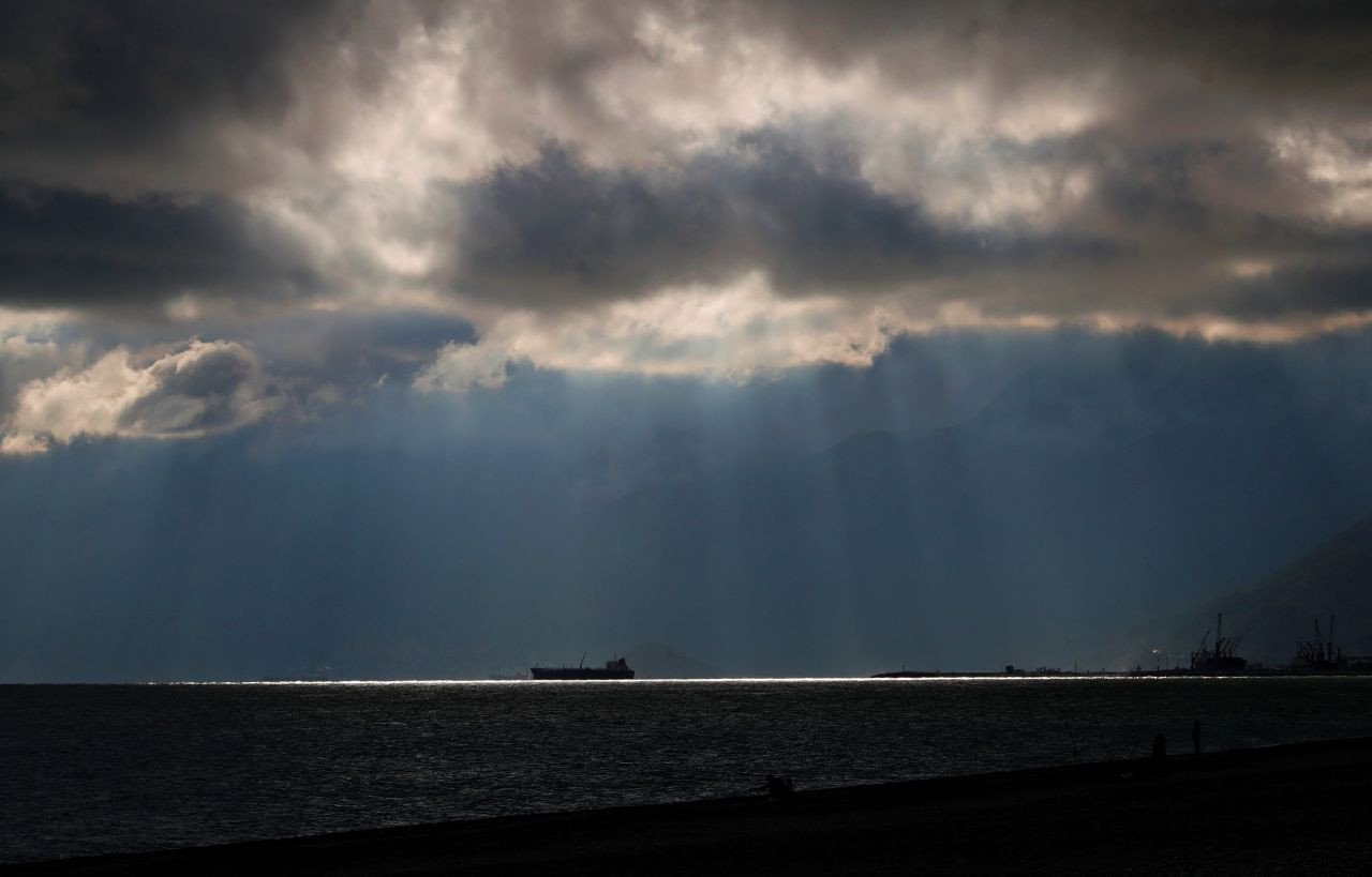 Yağmur Bulutlarının Arasından Süzülen Işık Hüzmesi Büyüledi - Sayfa 4