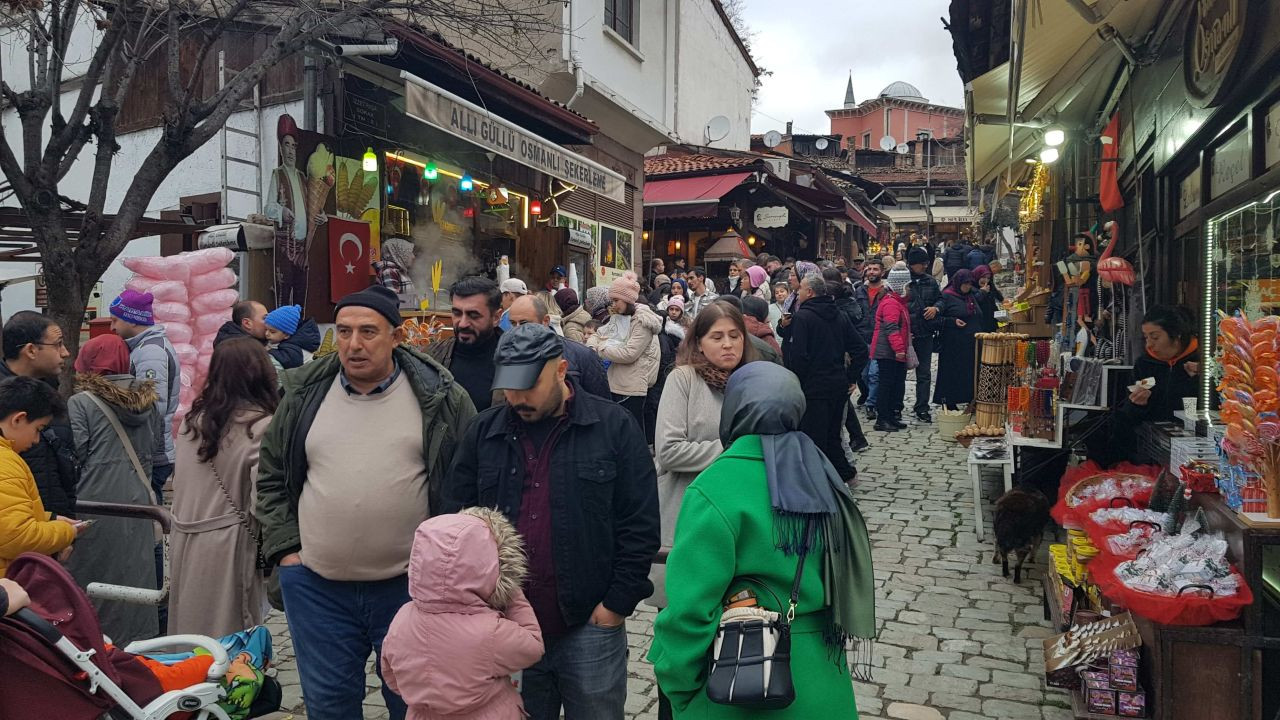 UNESCO Mirası Safranbolu, Yılbaşı Panayırıyla Ziyaretçi Akınına Uğradı - Sayfa 3