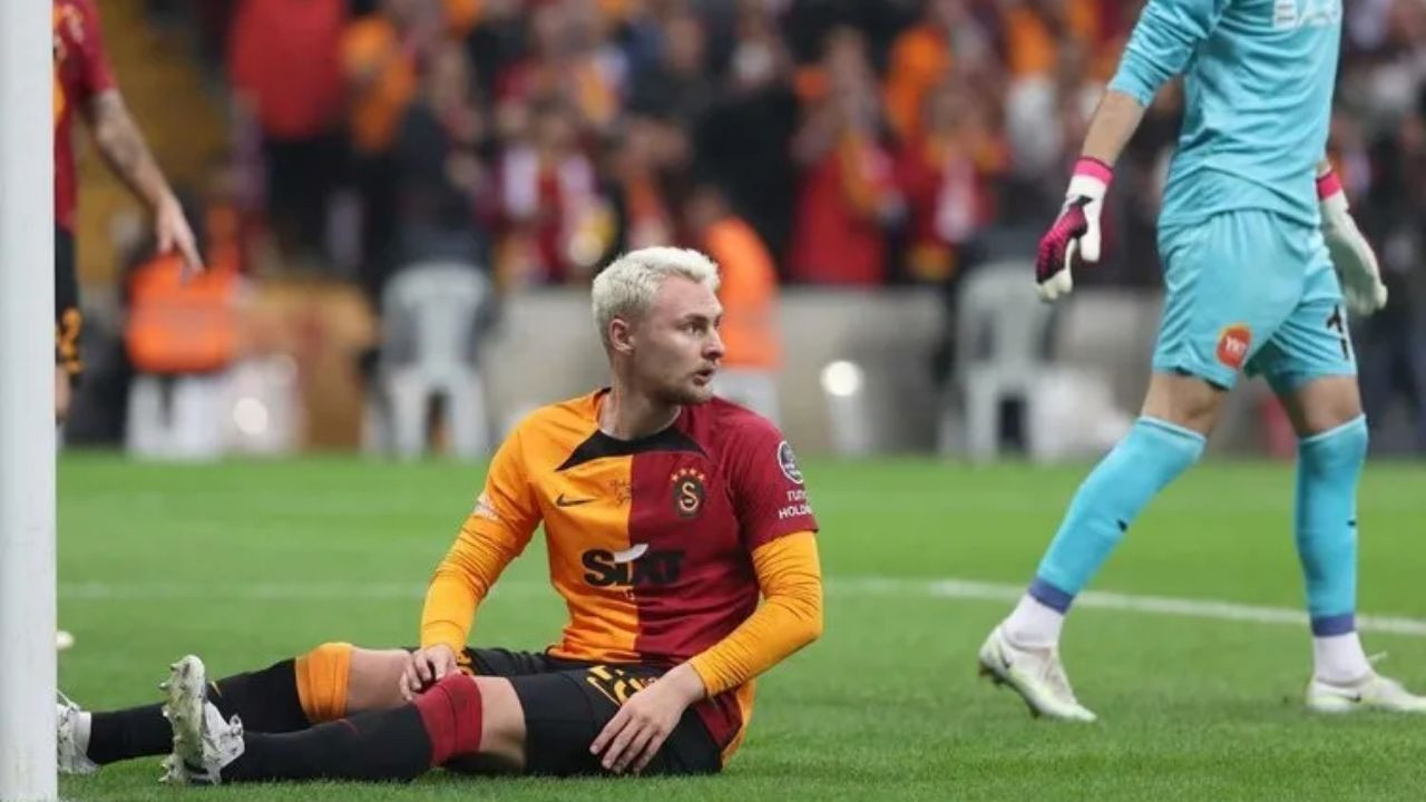 Galatasaray O Oyuncuyla Yolları Ayırıyor! - Sayfa 5