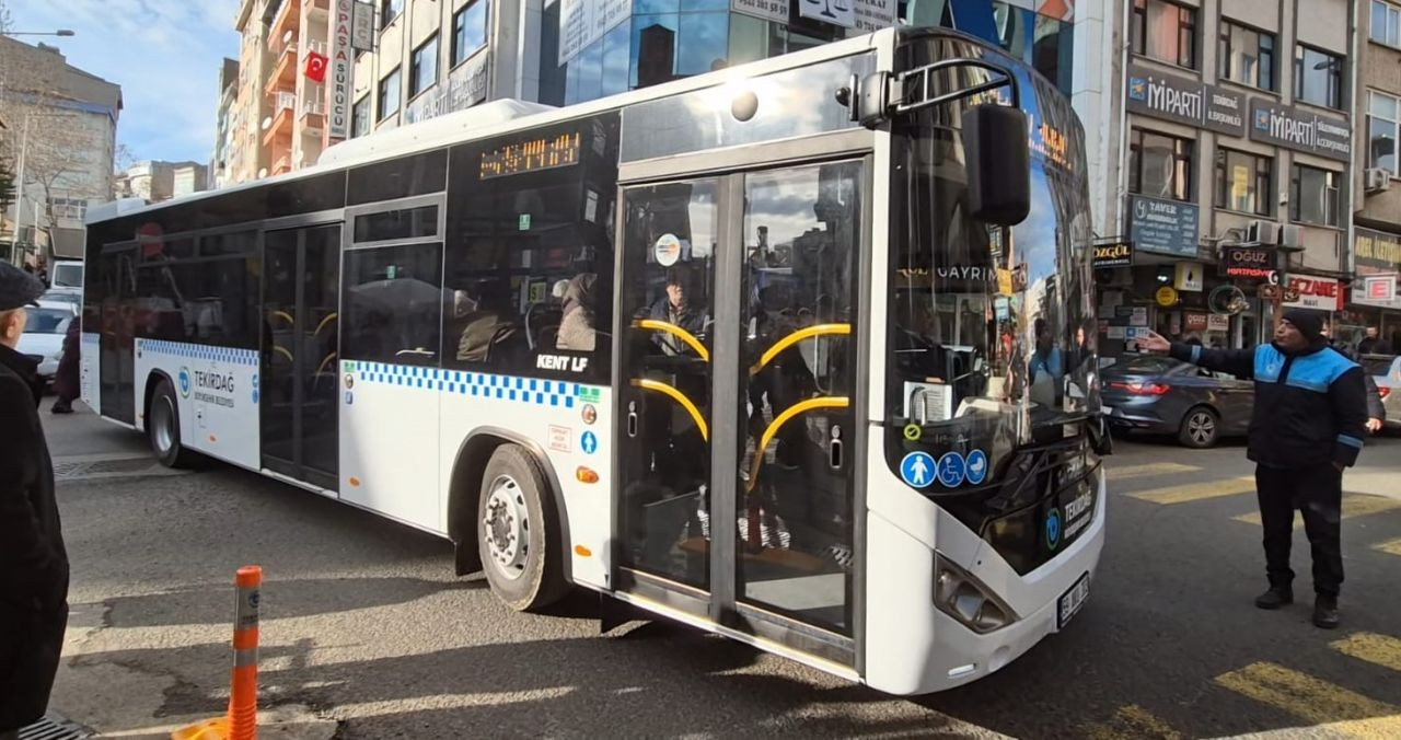 Süleymanpaşa'nın Dar Sokakları Trafik Çilesine Sahne Oluyor - Sayfa 2