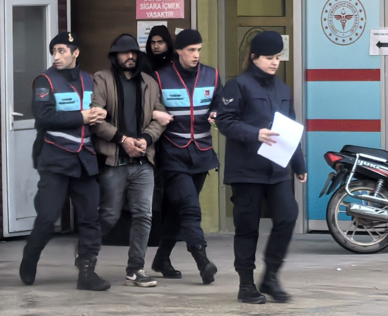 Parada Sahtecilikten Aranan Şahıs Bursa’da Yakayı Ele Verdi - Sayfa 1