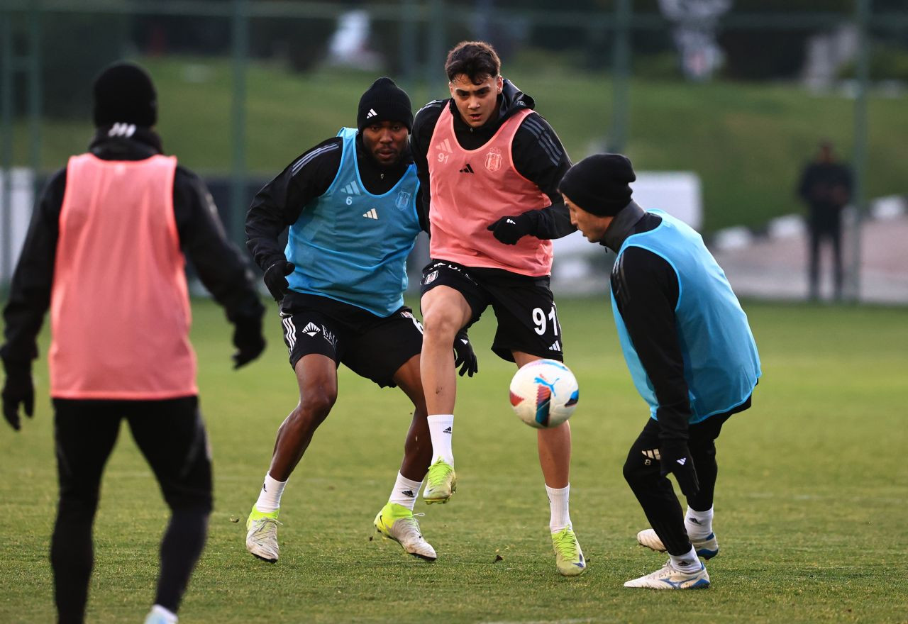 Beşiktaş, Çaykur Rizespor Maçı İçin Hazırlıklarını Sürdürüyor - Sayfa 1