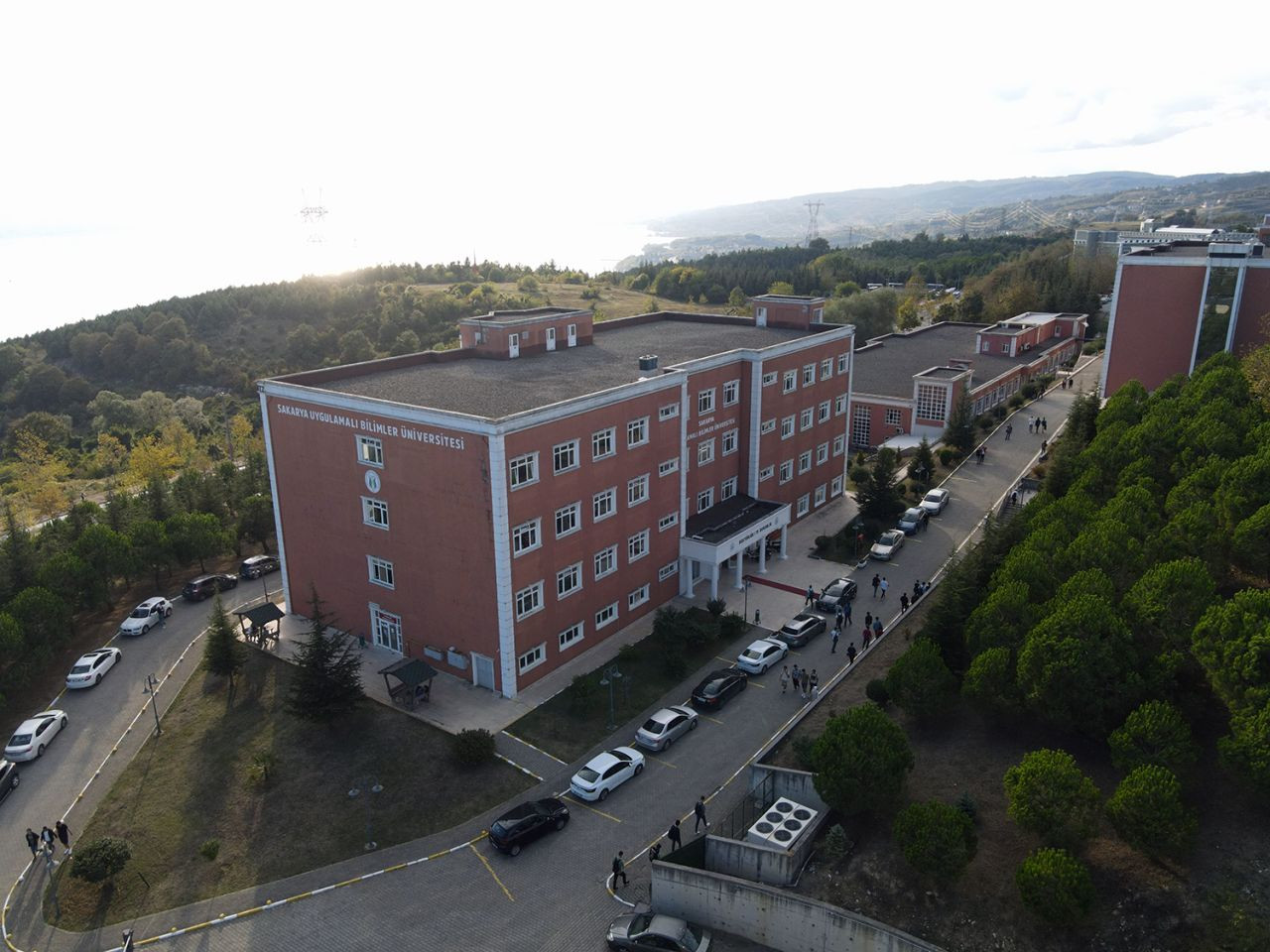 SUBÜ Yeni Akademik Kadrolar İçin İlan Verdi - Sayfa 1