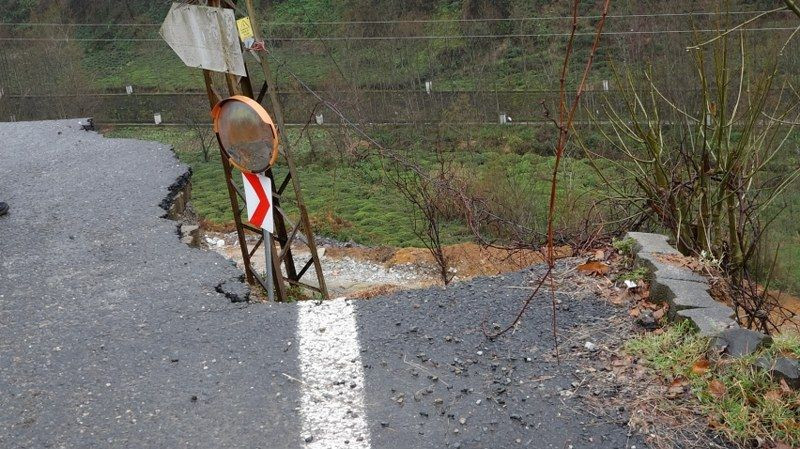 Rize’de Yol Çöktü, 4 Köye Ulaşım Kapandı - Sayfa 8