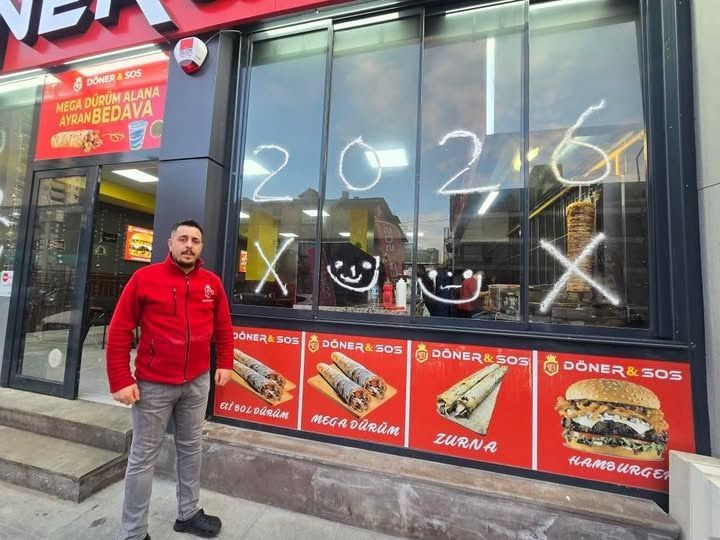 Elazığ’da İlginç Kutlama: 2026 Yılını Şimdiden Karşıladılar - Sayfa 4