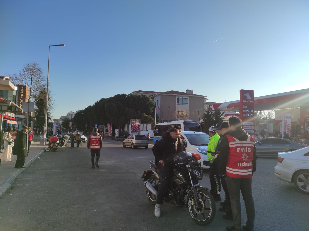 Tekirdağ’da Yılbaşı Öncesi Güvenlik İçin Geniş Çaplı Uygulama - Sayfa 4