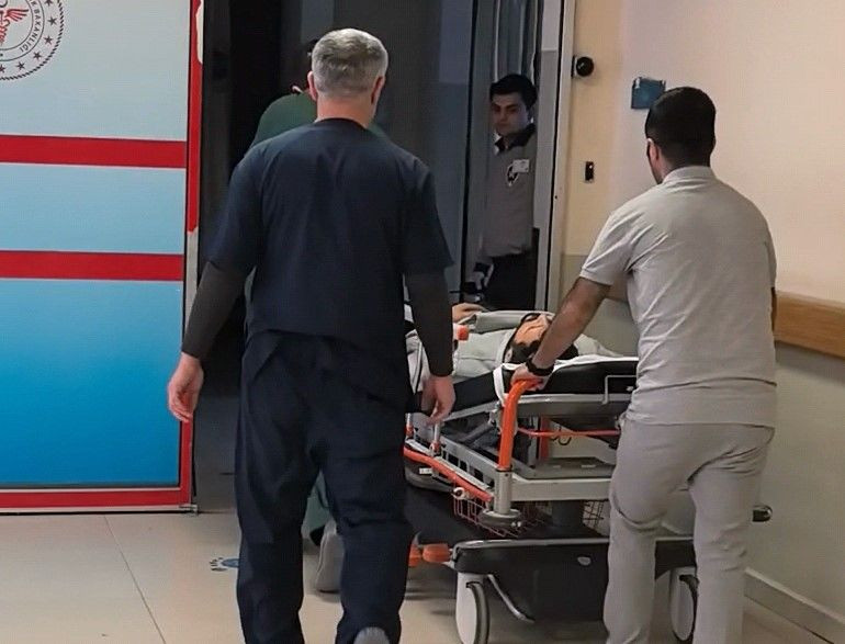 Bursa'da Husumet Kavgada Kan Döktü: 1 Kişi Ağır Yaralı - Sayfa 3