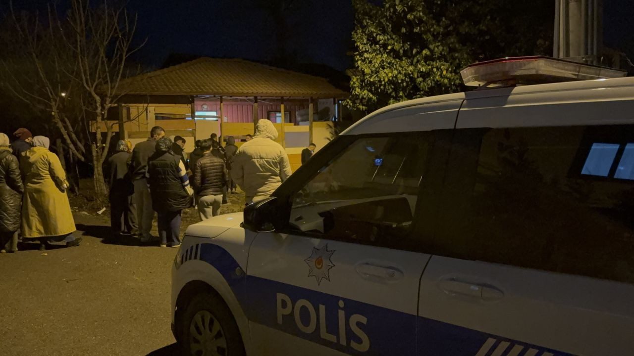 Düzce'de Bir Kişi Evinde Ölü Bulundu: Sadık Köpekleri Evden Ayrılmadı - Sayfa 3