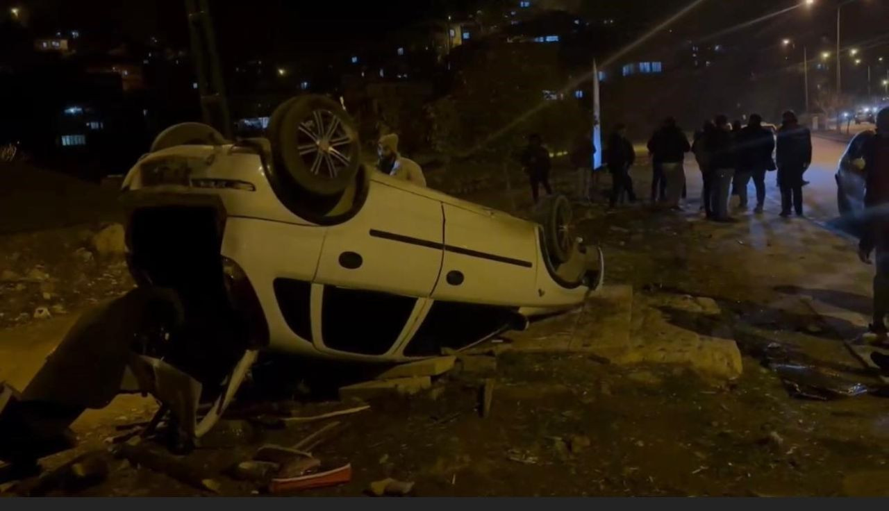 Osmaniye’de Park Halindeki Araca Çarpan Otomobil Takla Attı: 1 Yaralı - Sayfa 1