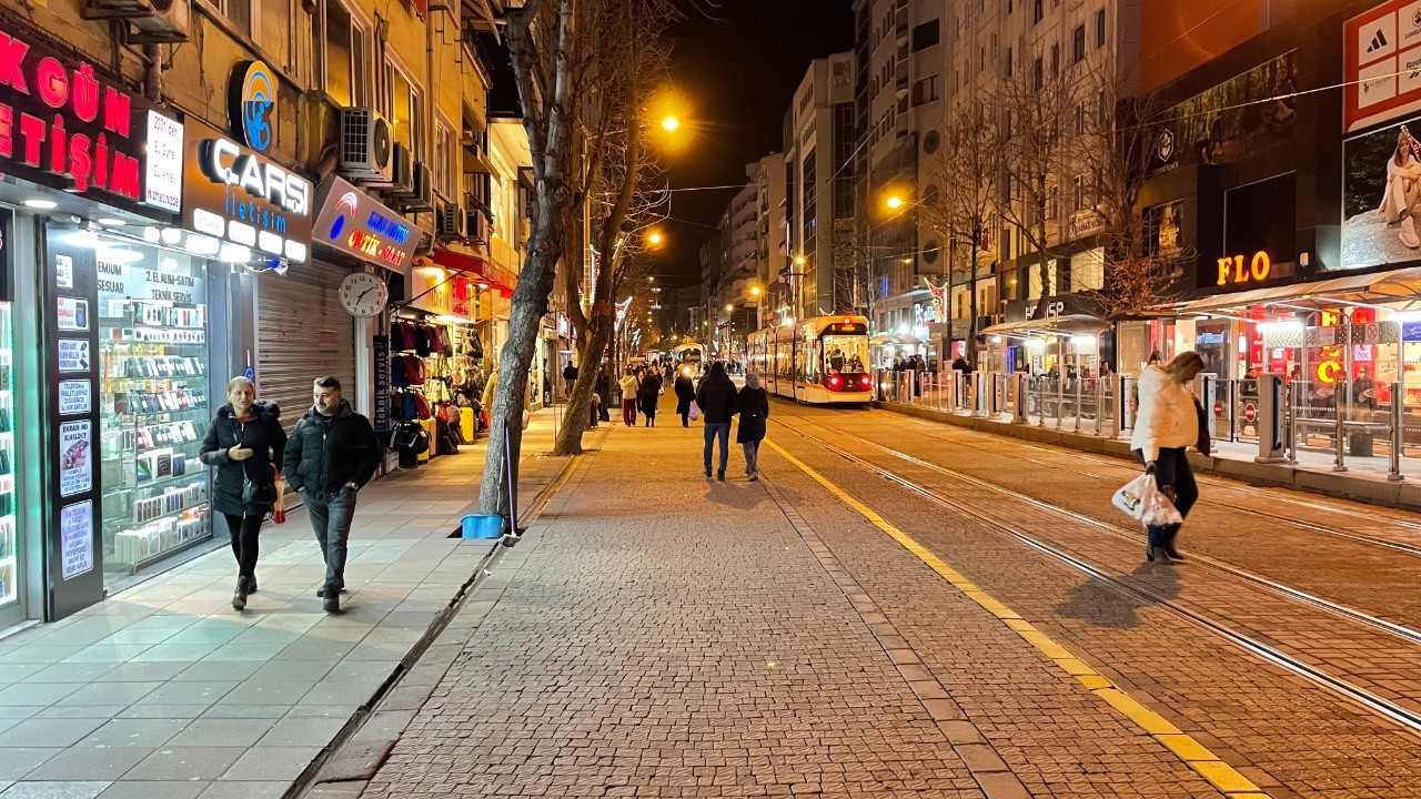 Eskişehir’de Yılbaşı Öncesi Beklenen Yoğunluk Oluşmadı