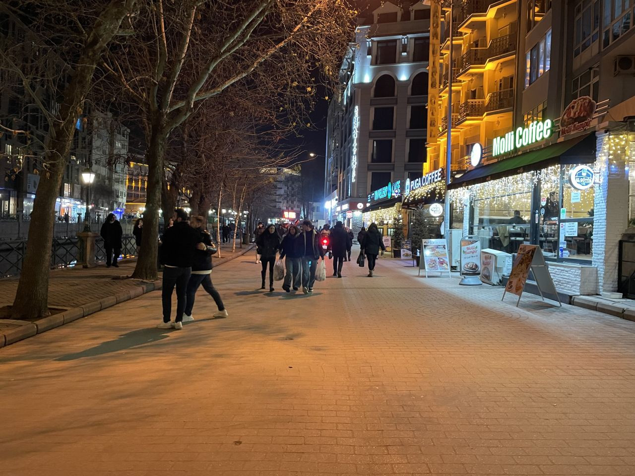 Eskişehir’de Yılbaşı Öncesi Beklenen Yoğunluk Oluşmadı - Sayfa 3