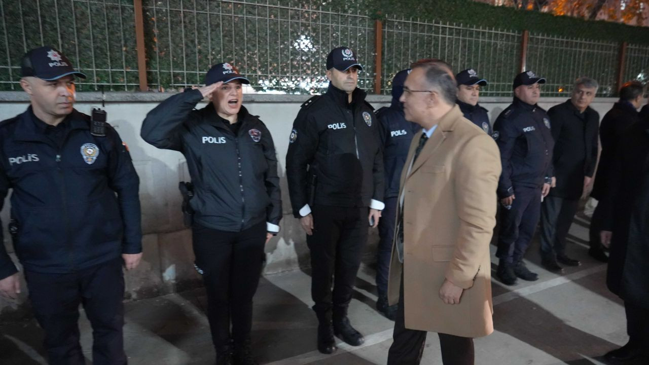 Gaziantep’te Yılbaşı Gecesi 10 Bin Personel Görevde - Sayfa 1