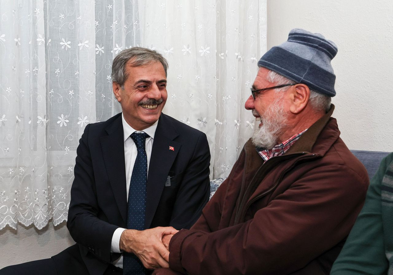 Başkan Yusuf Alemdar Yeni Yıl Gecesinde Halkla Buluştu - Sayfa 1