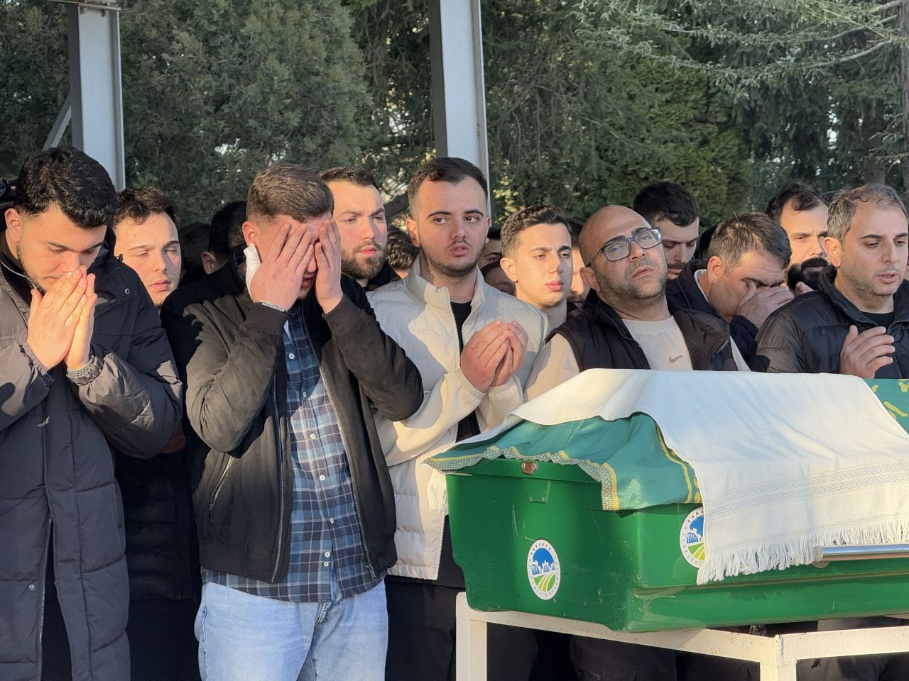 Yılbaşı Gecesi Bıçaklı Kavgada Hayatını Kaybeden Genç Defnedildi - Sayfa 2