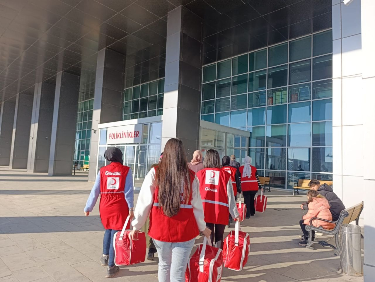 Kızılay'dan Yeni Yılın İlk Bebeklerine Sevgi Dolu Hediye - Sayfa 2