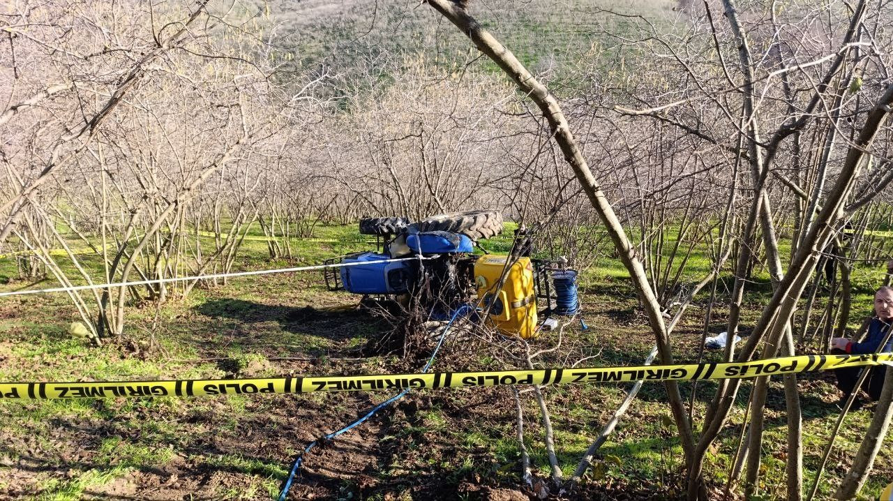 Karasu'da Feci Kaza! Kontrolden Çıkan Traktörün Altında Kalan Sürücü Hayatını Kaybetti! - Sayfa 5