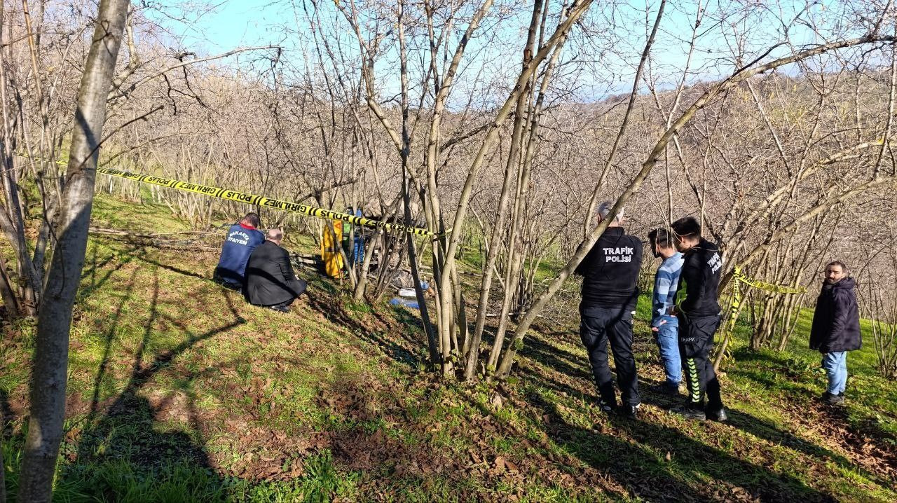 Karasu'da Feci Kaza! Kontrolden Çıkan Traktörün Altında Kalan Sürücü Hayatını Kaybetti! - Sayfa 3