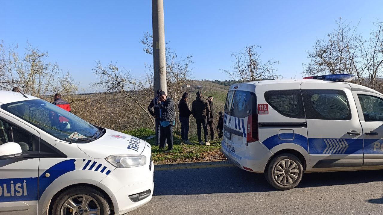 Karasu'da Feci Kaza! Kontrolden Çıkan Traktörün Altında Kalan Sürücü Hayatını Kaybetti! - Sayfa 2