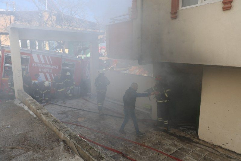 Kahramanmaraş'ta Market Deposunda Yangın - Sayfa 2