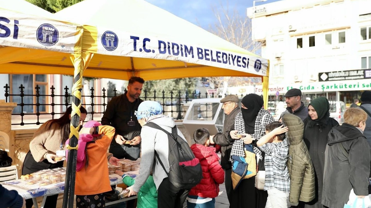 Didim Belediyesi’nden Kandil Simidi İkramı