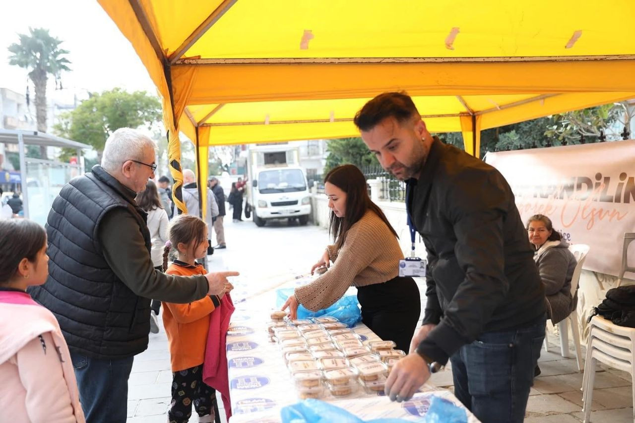 Didim Belediyesi’nden Kandil Simidi İkramı - Sayfa 5