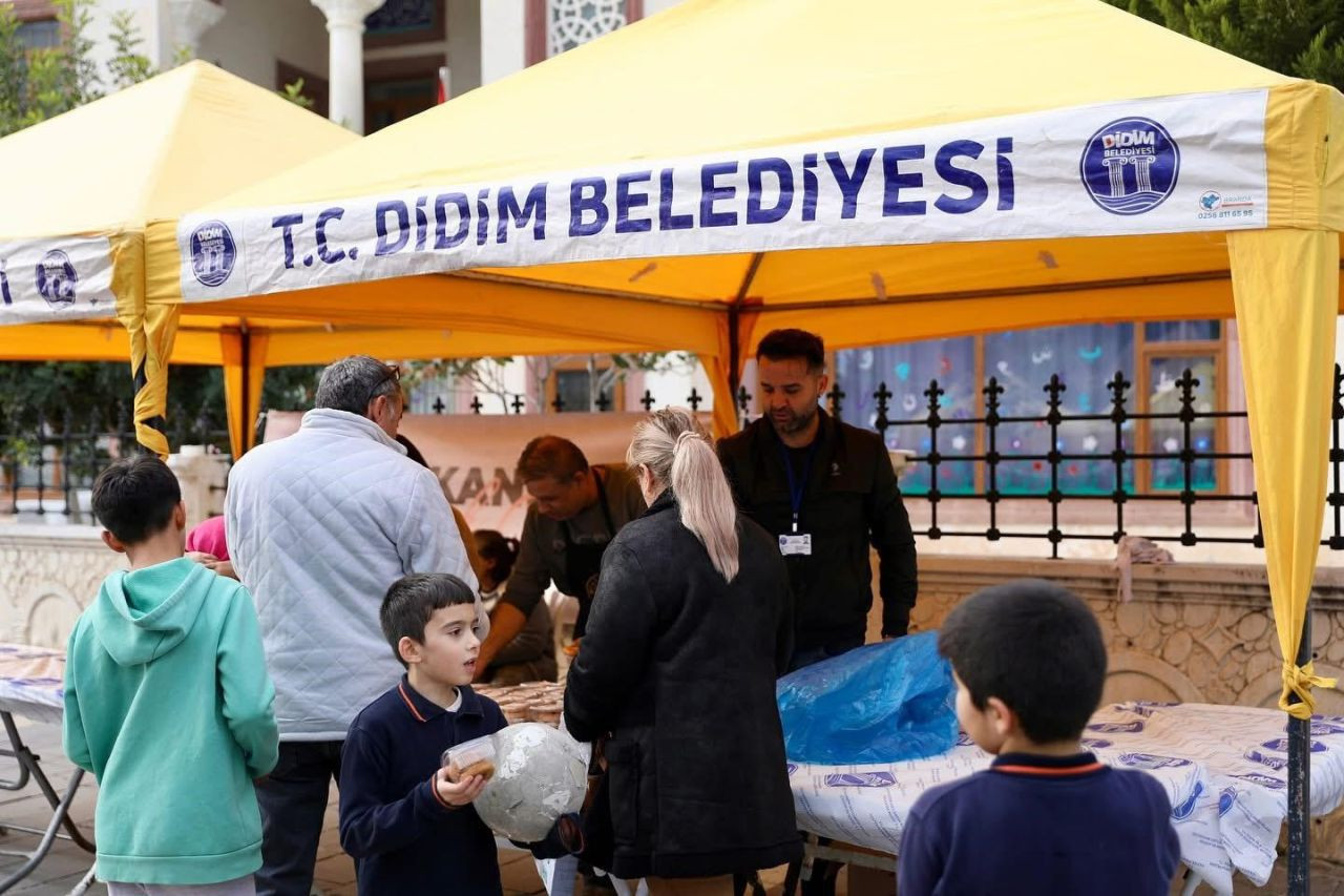 Didim Belediyesi’nden Kandil Simidi İkramı - Sayfa 7