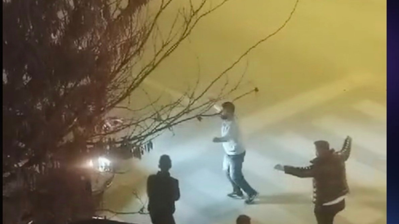 Kırşehir'de Yol Kenarındaki Oyun Havasına Kornalarla Destek