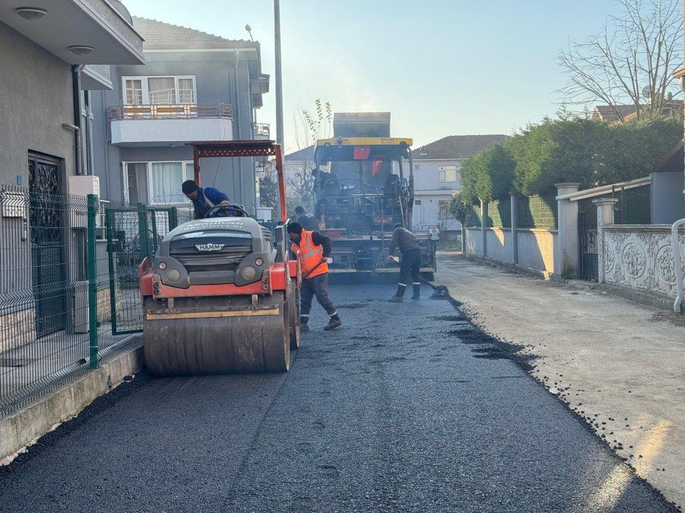 Serdivan’da Yollar Yeniden Şekilleniyor! Arabacıalanı Mahallesi’nde Asfaltlama Çalışmaları Tamamlandı! - Sayfa 5