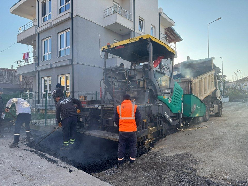 Serdivan’da Yollar Yeniden Şekilleniyor! Arabacıalanı Mahallesi’nde Asfaltlama Çalışmaları Tamamlandı! - Sayfa 8