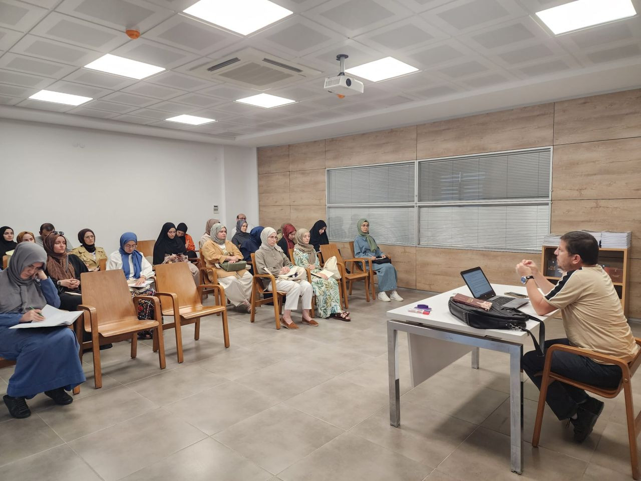 Serdivan Belediyesi “Şehrin Akademisi” Güz Dönemini Başarıyla Tamamladı - Sayfa 8