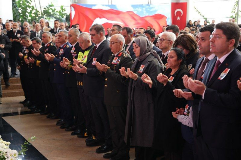 Adalet Bakanı Tunç: “Terörsüz Türkiye'nin Şafağındayız” - Sayfa 1