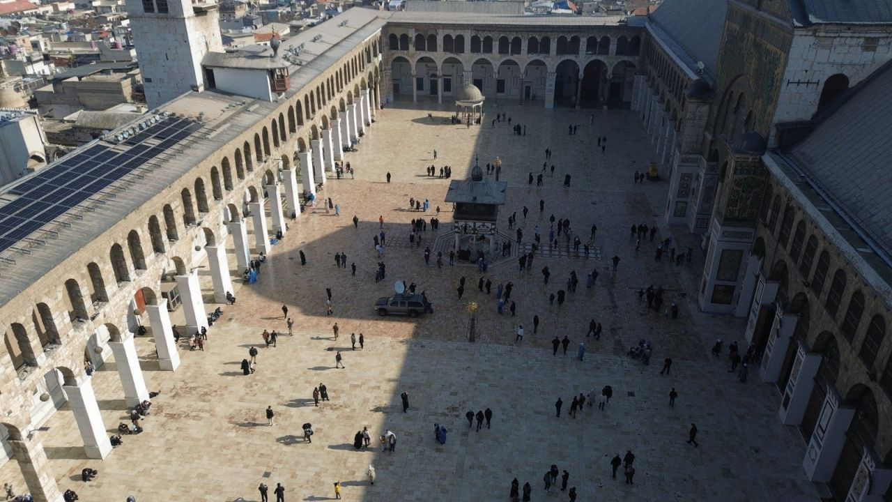 Şam'da Emevi Camii'nde Cuma Namazı Yoğunluğu - Sayfa 3