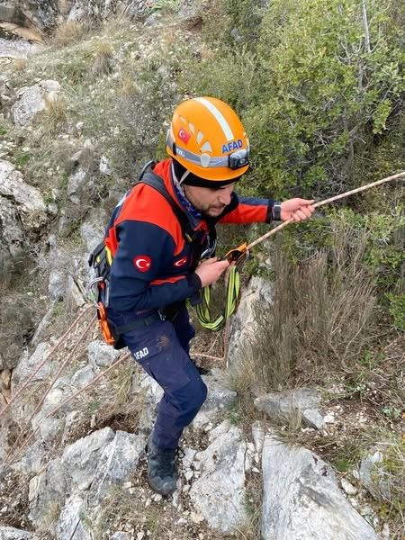 Burdur’da Dağda Mahsur Kalan Keçi AFAD Tarafından Kurtarıldı - Sayfa 3