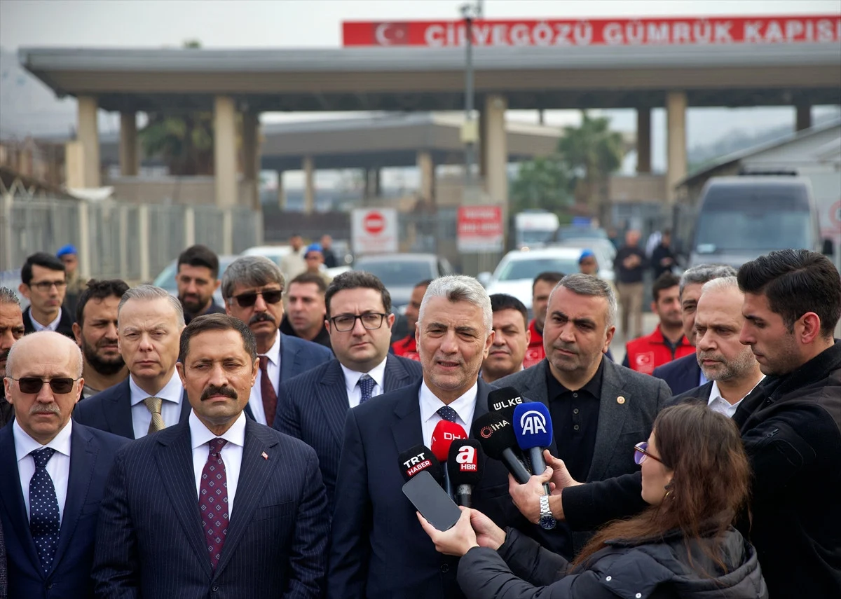 Ülkesine Dönen Suriyeli Sayısı 40 Bine Ulaştı: Cilvegözü'nde Geri Dönüş Hareketliliği - Sayfa 1