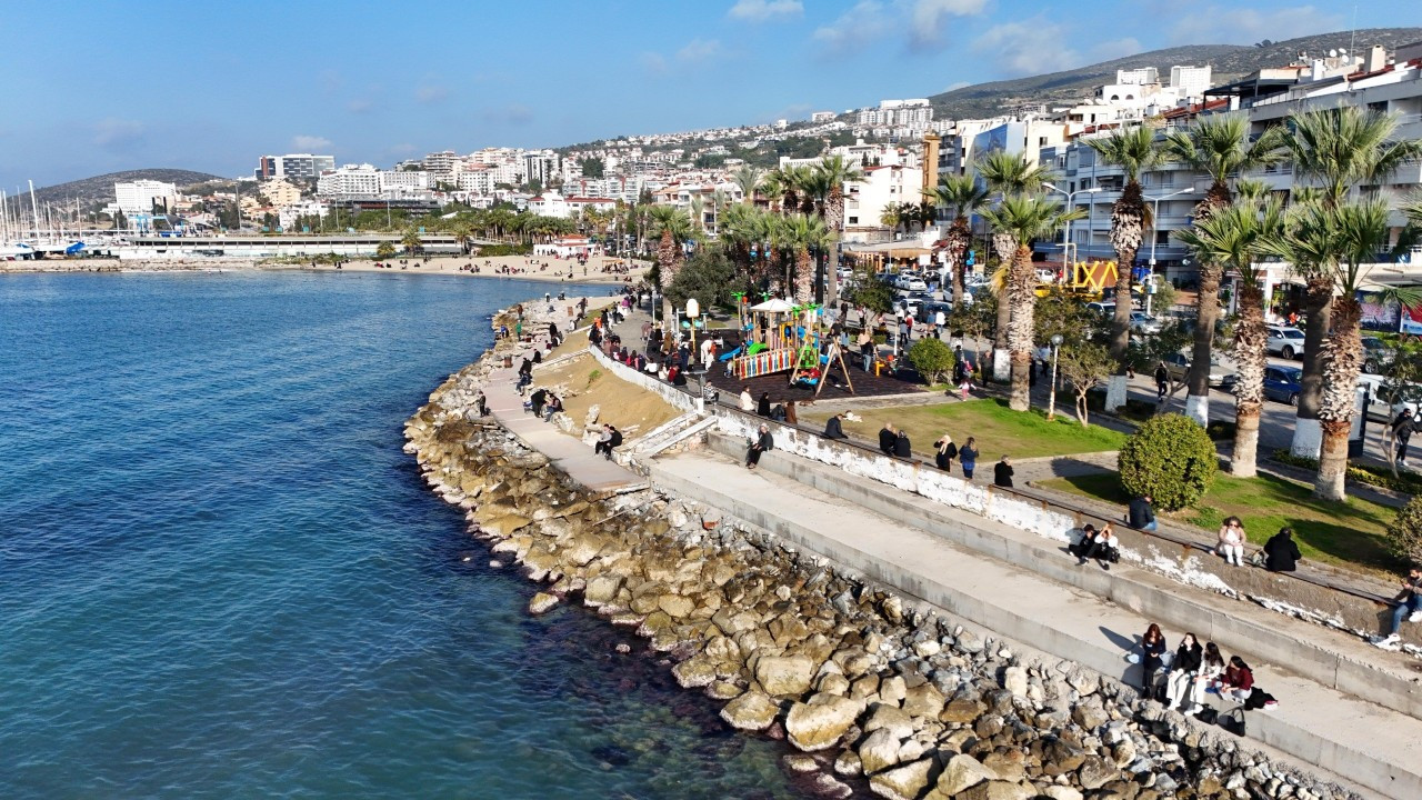 Kuşadası’nda Ocak Ayında Bahar Keyfi