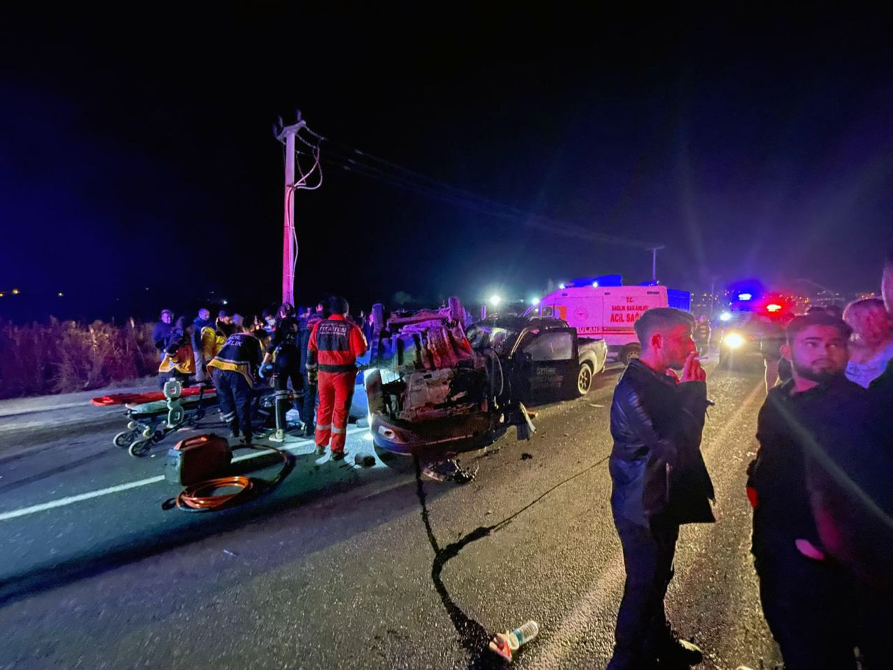 Muğla’da Zincirleme Kaza: Çok Sayıda Yaralı ve Ambulans Sevki - Sayfa 1