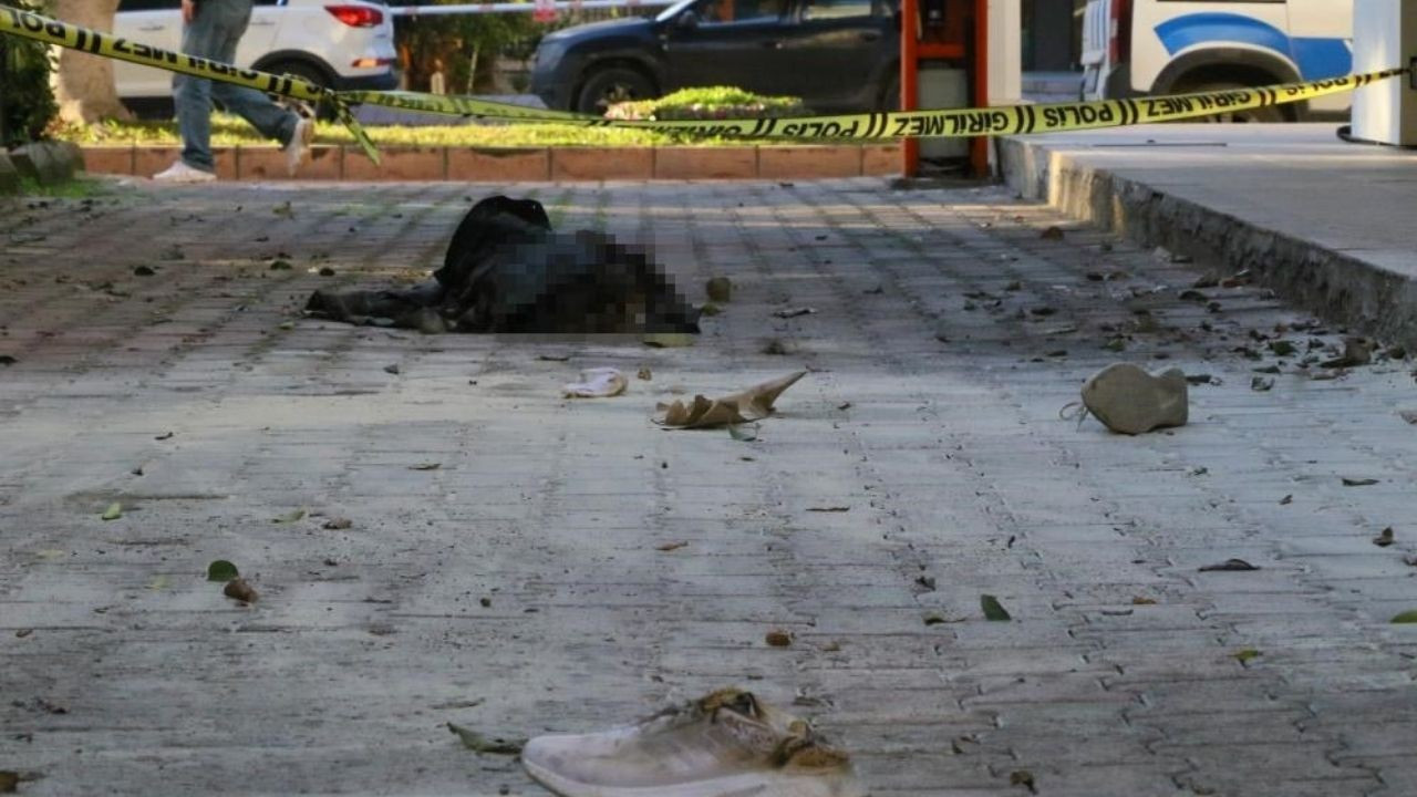 Karısının Üzerine Benzin Döküp Yakan Cani Eşin Kan Donduran Tehditi: Bir Dahaki Sefere KADES'e...