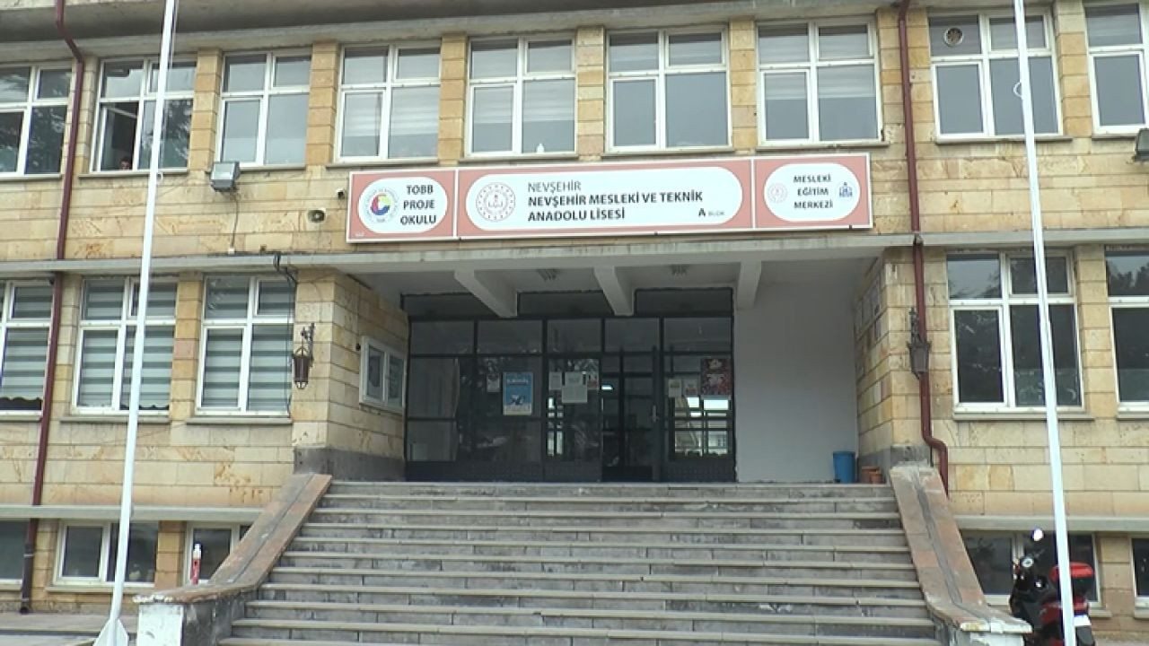 Fabrika gibi okul: 1 yılda 1 milyon 6 bin lira ciro yaptı - Sayfa 1