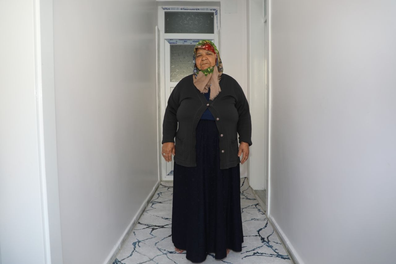 Depremzede Vatandaş Yeni Evine Kavuştu: “Başkanım Bizi Sevdirdi” - Sayfa 1