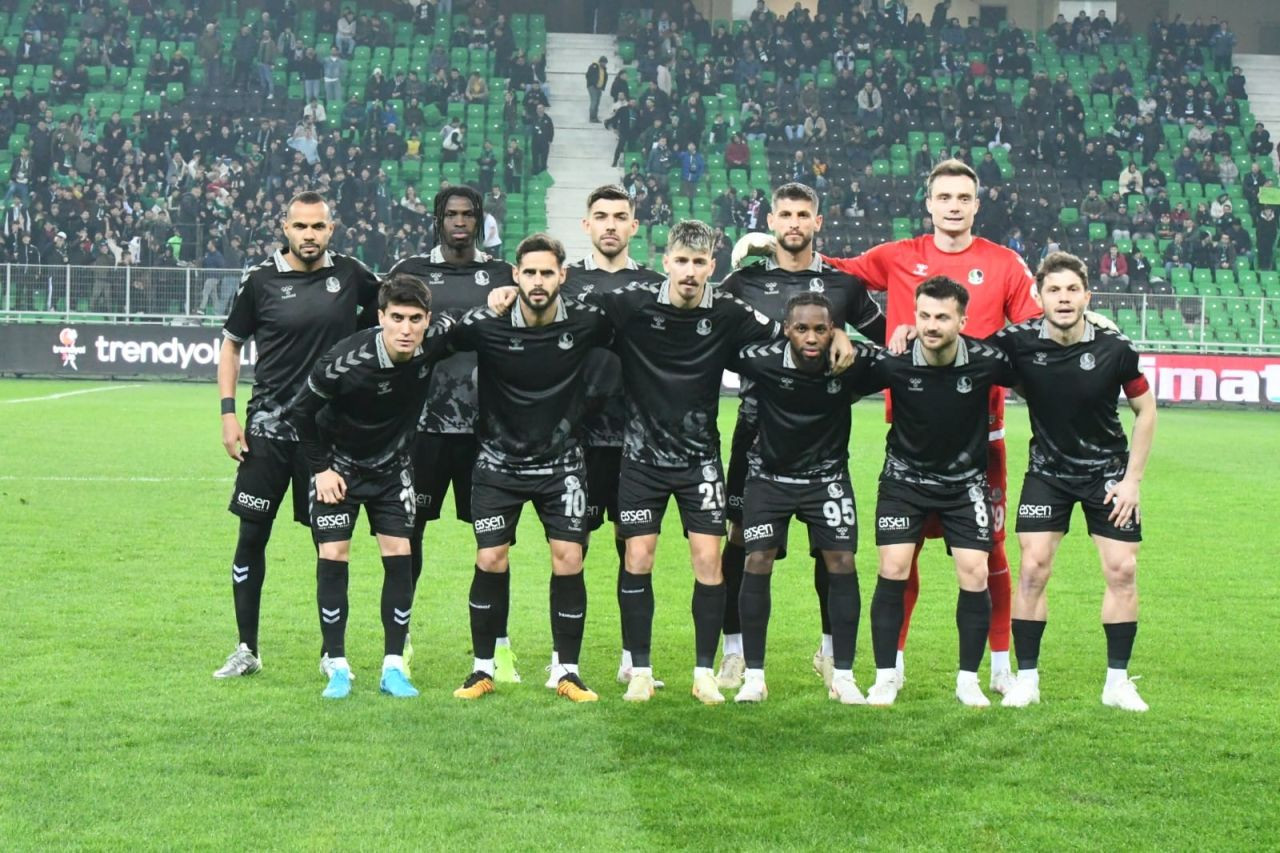 Sakaryaspor, Gençlerbirliği'ni Ağırladığı Maçta Berabere Kaldı - Sayfa 12