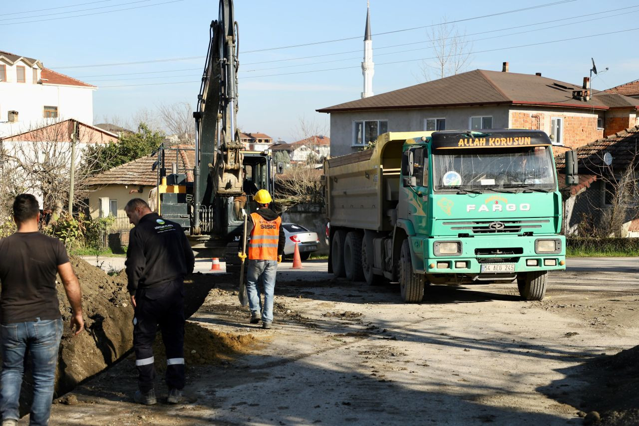 Erenler’de Altyapı Sorunlarına 25 Milyonluk Çözüm: Çalışmalar Başladı - Sayfa 1