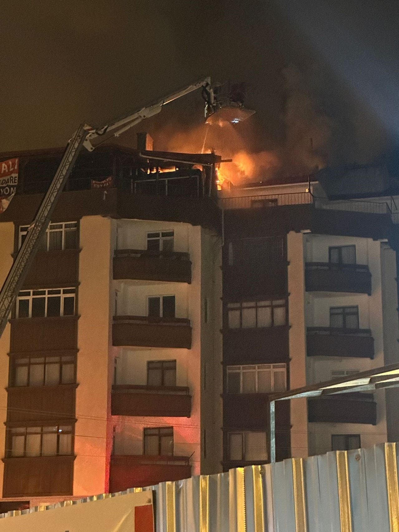 Kızılcahamam’da Pansiyon Yangını: Vatandaşlar Tahliye Edildi - Sayfa 4