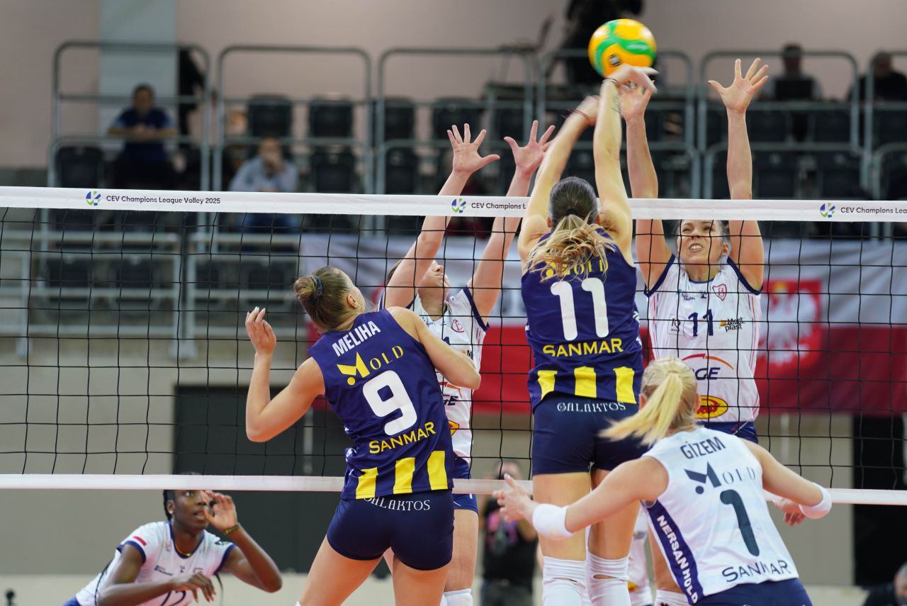 Fenerbahçe Medicana, CEV Şampiyonlar Ligi’nde Çeyrek Final Biletini Kaptı - Sayfa 1