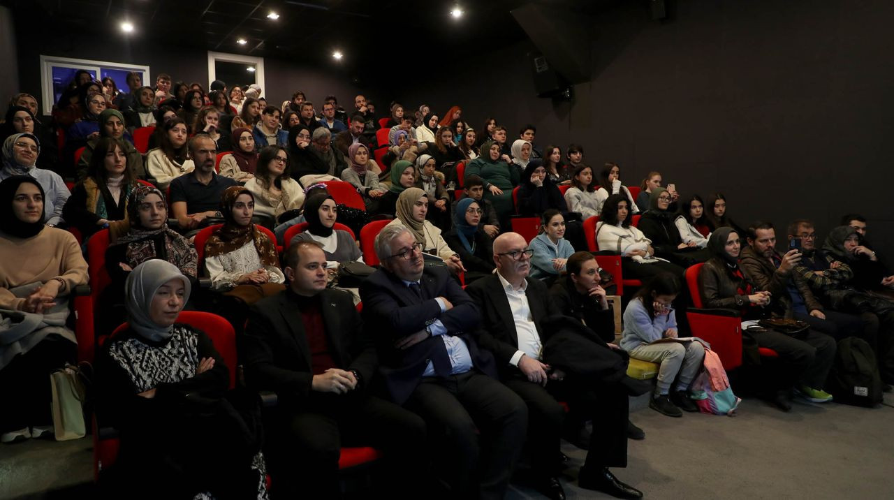 Şeyh Galip 226. Yılında ‘Hoşça Bak Zatın’ Paneliyle Anıldı! Osmanlı Divan Edebiyatı Ustası Büyükşehir’de Yad Edildi! - Sayfa 12