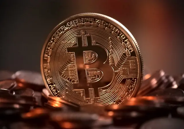 Bitcoin’de Kalıcı Enflasyon Endişesi: 696 Milyon Dolar Buhar Oldu - Sayfa 2