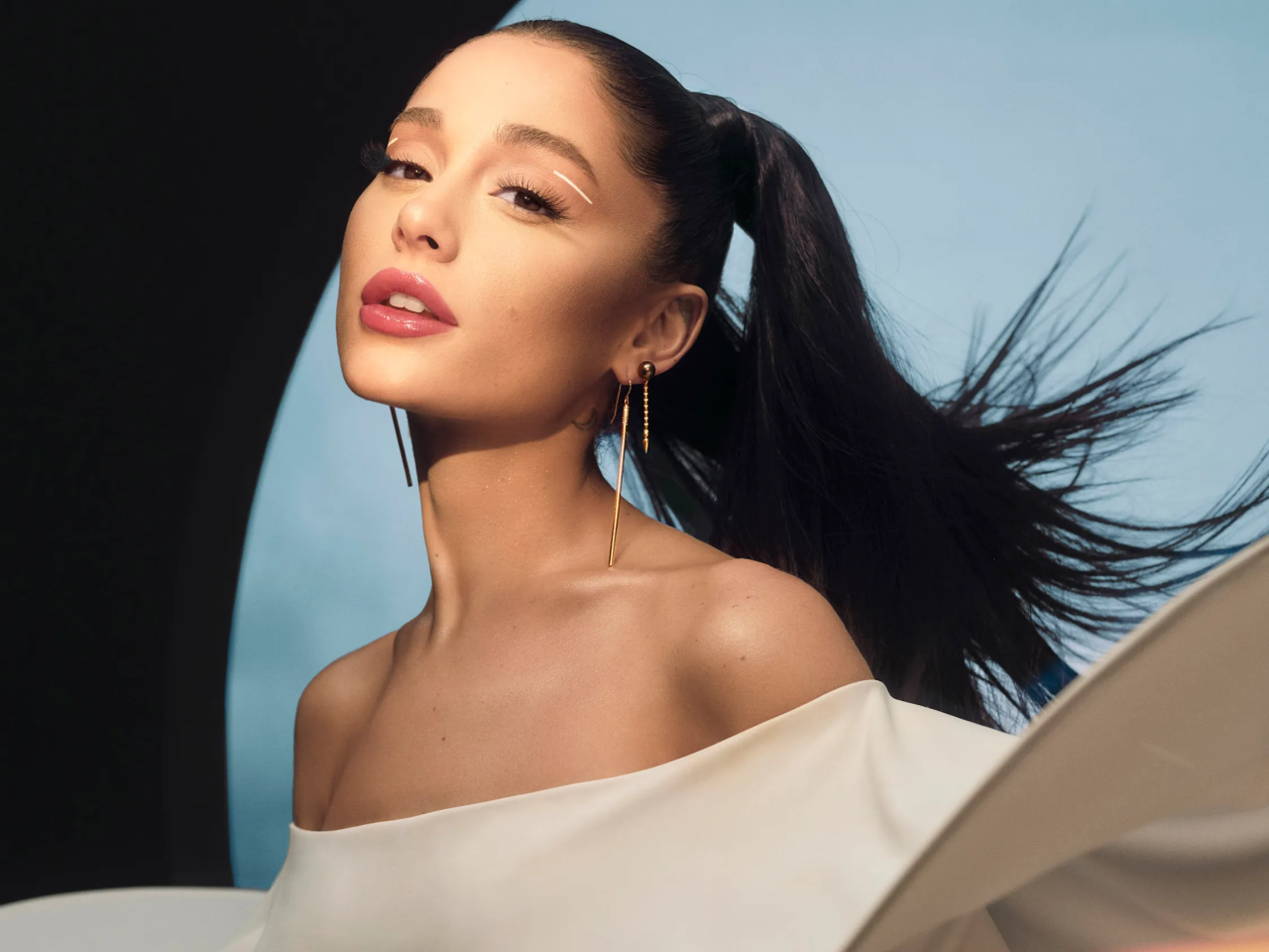 Ariana Grande’nin Audrey Hepburn Heyecanı: "Çok İsterim Ama Emin Değilim" - Sayfa 7